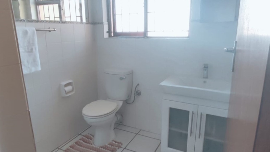 5 Bedroom Property for Sale in Vredenburg Western Cape